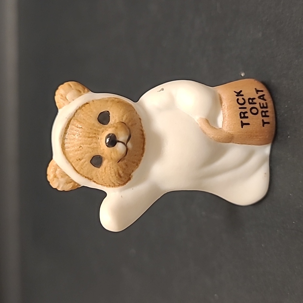 Set of 4 Homco Halloween Bears - Picture 8 of 15